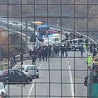 Incidente mortale sul ponte di Celico poco dopo l’ora di pranzo