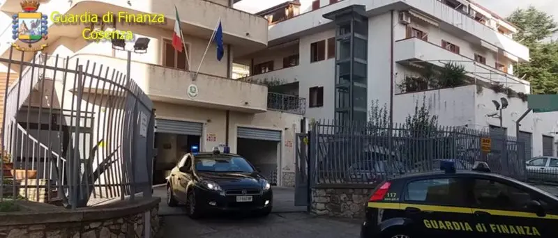 Maxi evasione fiscale nel Cosentino: arrestato imprenditore