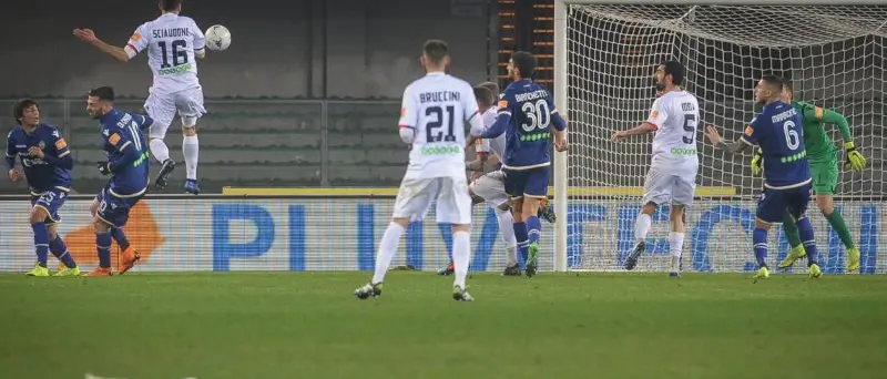 Entra nella ripresa e segna con la numero 16. E' Sciaudone o Baclet?