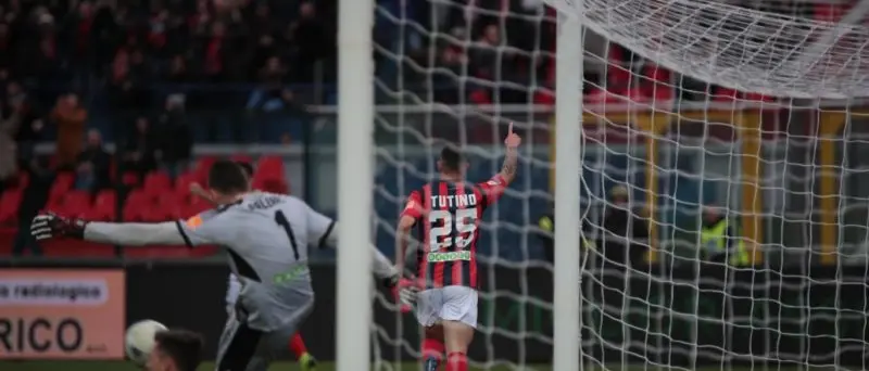 Tutino promette: «Cosenza, voglio arrivare in doppia cifra»