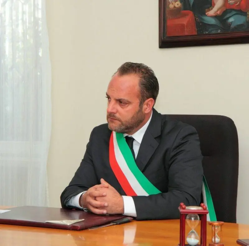 Revocata la custodia cautelare in carcere all'ex sindaco di Celico Antonio Falcone
