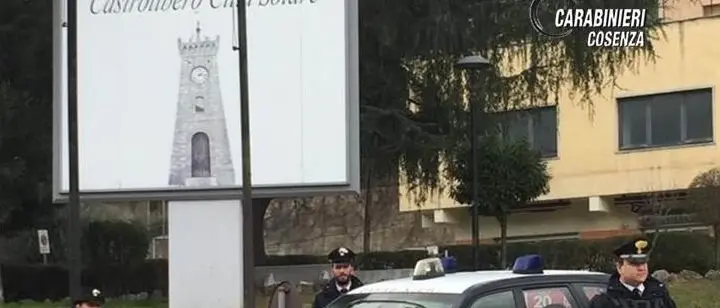 Castrolibero, teneva la moglie segregata in casa da tre giorni: arrestato