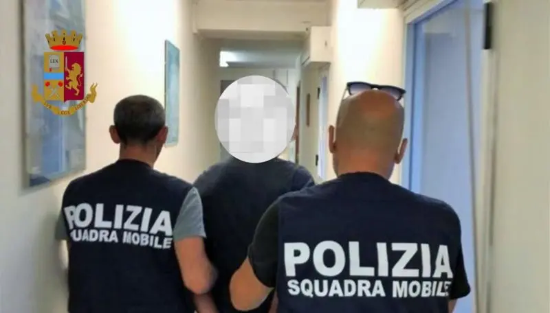 Minorenne abusata dal convivente della mamma: arrestato