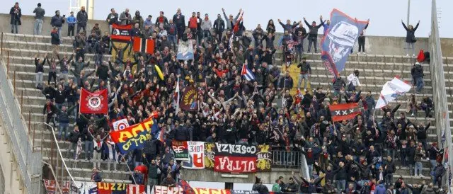 Lecce-Cosenza: la fotogallery della partita del Via del Mare