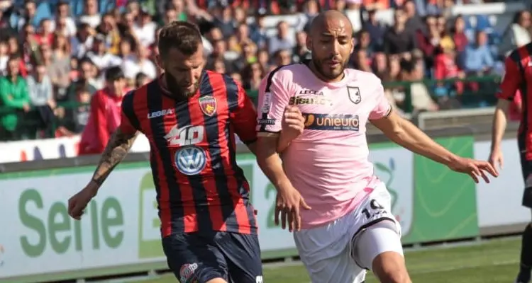 Cosenza-Palermo: le pagelle. A Maniero manca solo il gol, Embalo ok