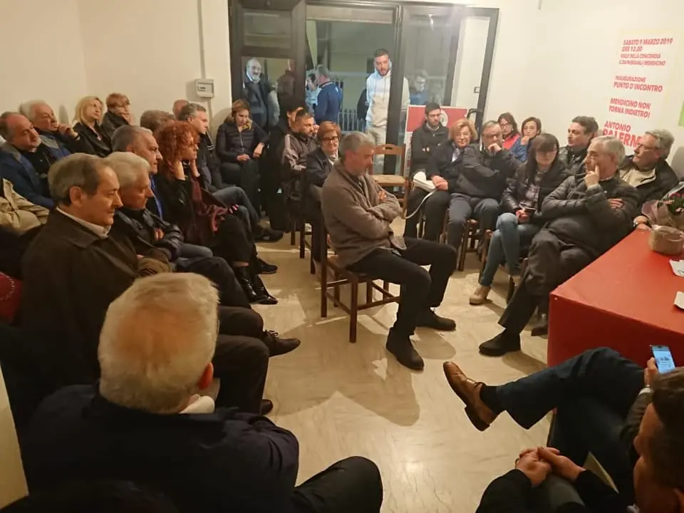 Mendicino, parte la campagna elettorale di Antonio Palermo