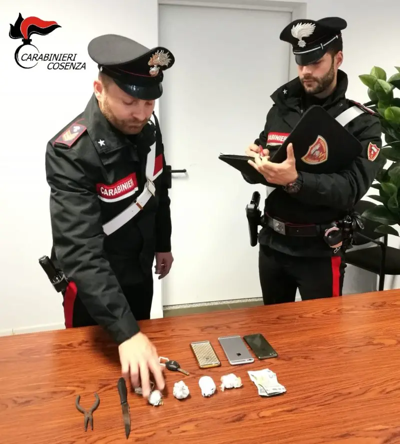 Castrolibero, incensurato accusato di spaccio di droga: arrestato