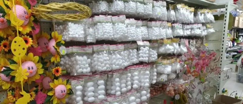 Maxi sequestro di uova decorate importate dalla Cina [FOTO]