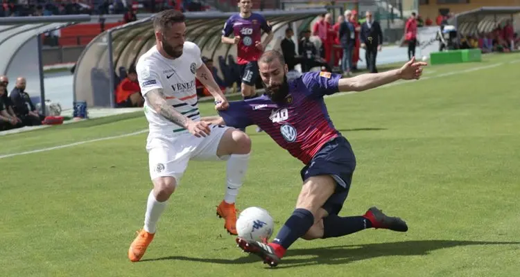 Cosenza-Venezia: le pagelle dei calciatori rossoblù