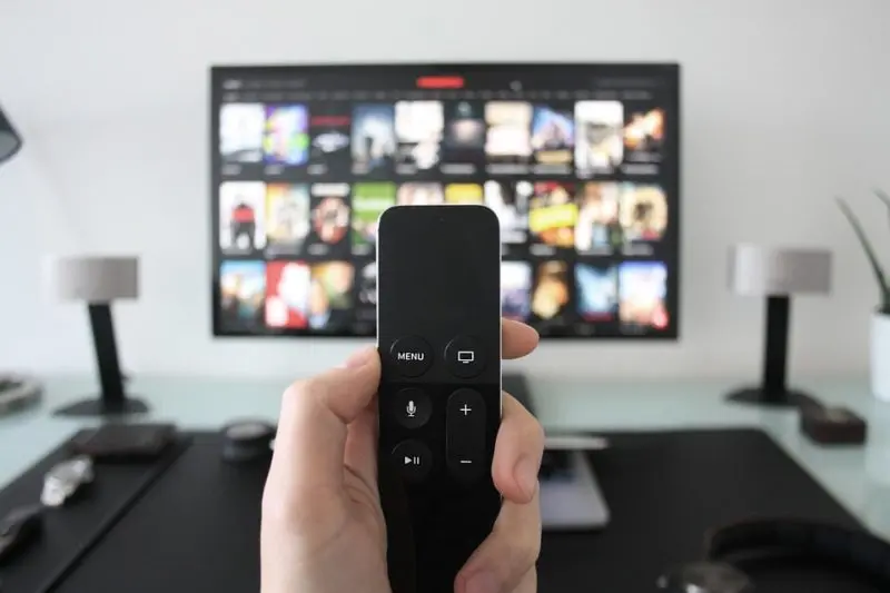 Cosa c'è stasera in tv? I programmi di lunedì 13 maggio