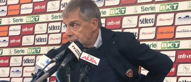 Braglia: «Bello saltare con i tifosi del Cosenza. Per poco non mi rompevo»