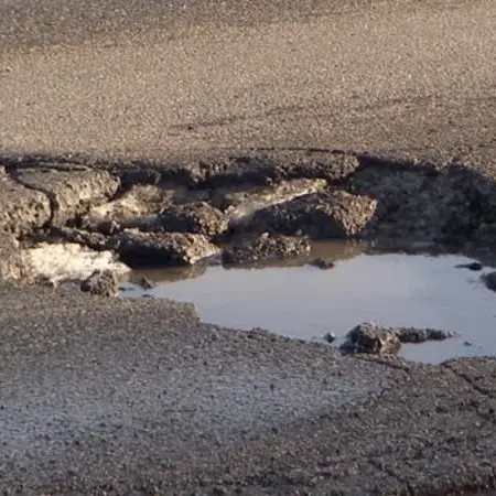 Amministrative, i 5 Stelle contro Manna: «Rende è abbandonata»