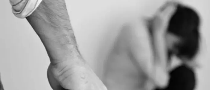 Violenza sulle donne, i carabinieri: «Denunciare conviene: ecco perché»