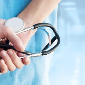 Arresti alla Dulbecco, elettrodi e aghi cannule trafugati dai reparti\u00A0ospedalieri per usarli negli studi medici privati\n