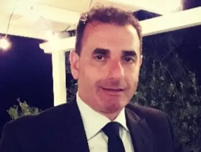 «Medici calabresi al traguardo senza correre né concorrere»