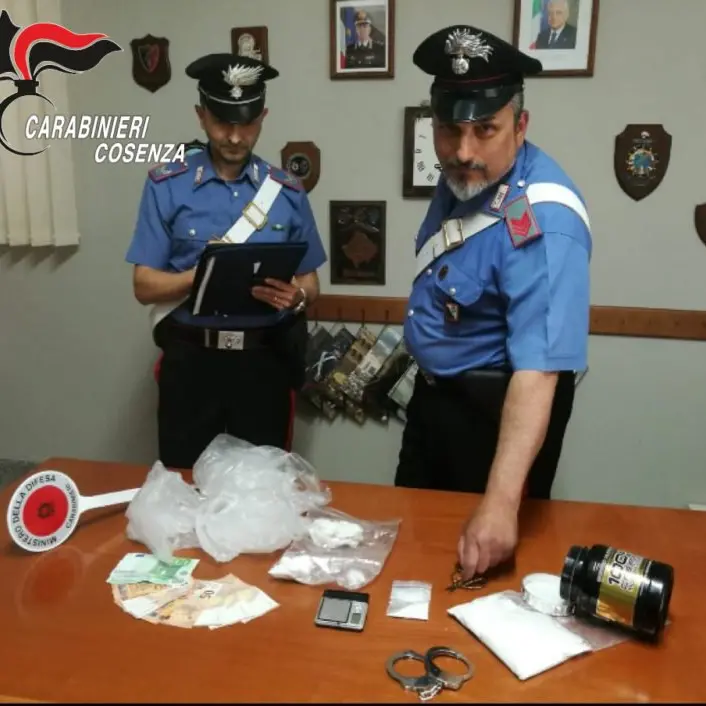 Santa Maria del Cedro, arrestata giovane coppia di spacciatori