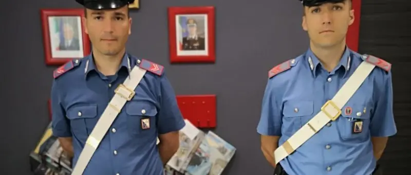Aveva tre chili di droga nell'auto: arrestato dai carabinieri