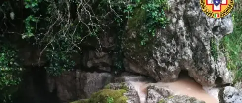 Cerchiara di Calabria, recuperati i 4 speleologi bloccati in una grotta