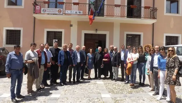 Civita, una delegazione del Kosovo incontra il presidente del Parco del Pollino