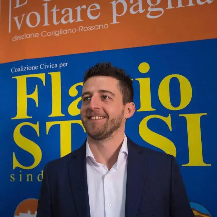 Flavio Stasi stravince. Per molti a Corigliano Rossano è \"nu juorno buono\"