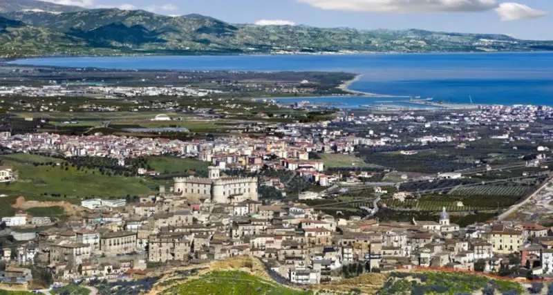 Corigliano-Rossano, il Pd rilancia: «La città unica va completata con nuovi servizi»\n