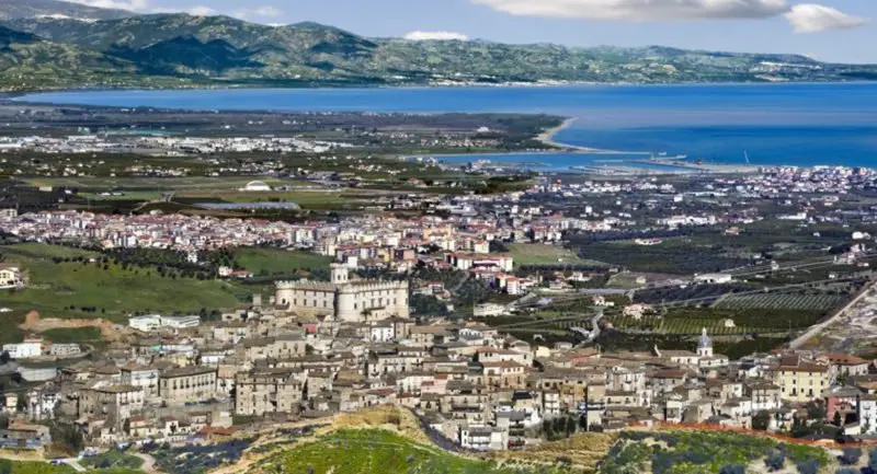 Corigliano Rossano, Stasi decolla e Graziano perde voti