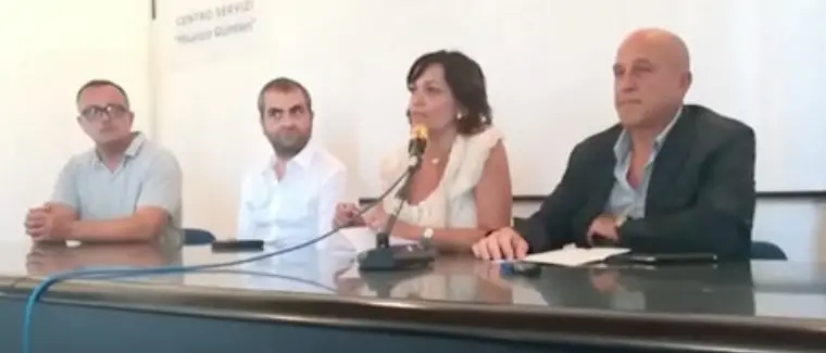 Cosenza a rischio dissesto finanziario, le associazioni: «E' nelle carte»