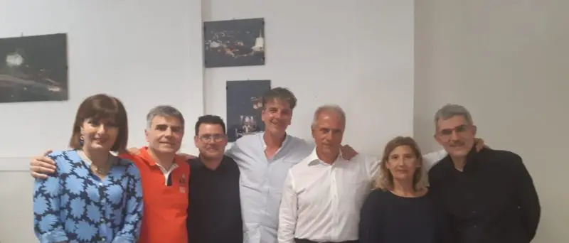 Comune di Cosenza, firmano i sei nuovi dirigenti. Occhiuto dà il benvenuto