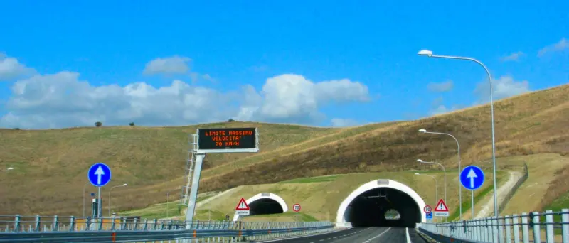 S.S. 106, Raspa contro Stasi: «Metodo e visione da vecchia politica»