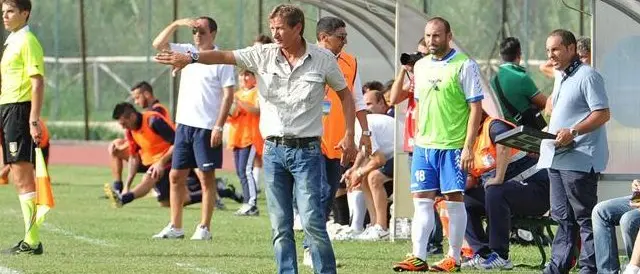 Cosenza, il gusto del primato 1225 giorni dopo