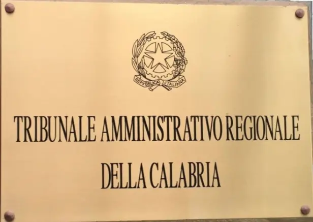 Il Tar boccia Caracciolo: scuole riaperte a Montalto Uffugo