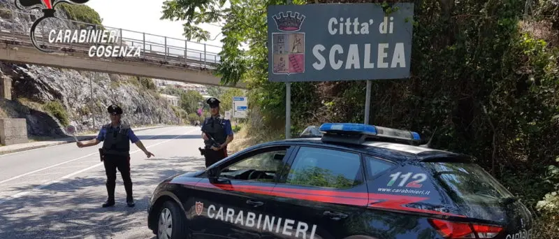 Scalea, rubano in un appartamento: arrestati due ragazzi