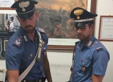 Era ai domiciliari ma continuava a spacciare droga: arrestato dai carabinieri