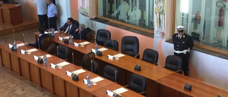 Consiglio comunale sul dissesto, la minoranza di Cosenza non sarà in aula