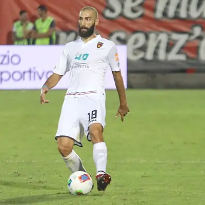 Cosenza, Trinchera pensa (anche) al futuro: è fatta per un rinnovo