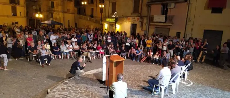 Festa dell'Unità, Oliverio rilancia le primarie: «Seguire le regole»