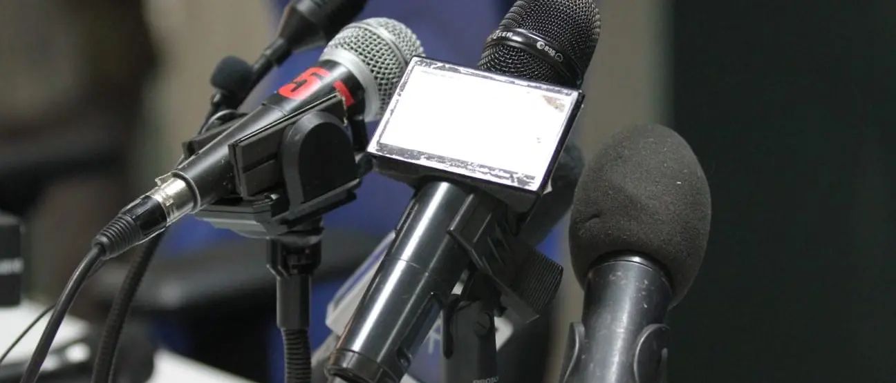 Stefano Trinchera, la fotogallery della conferenza stampa del ds rossoblù