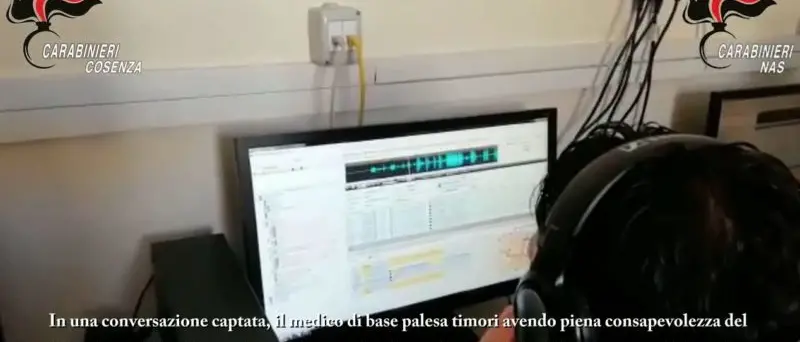 Farmaci abusivi a Cosenza, blitz dei carabinieri: le intercettazioni