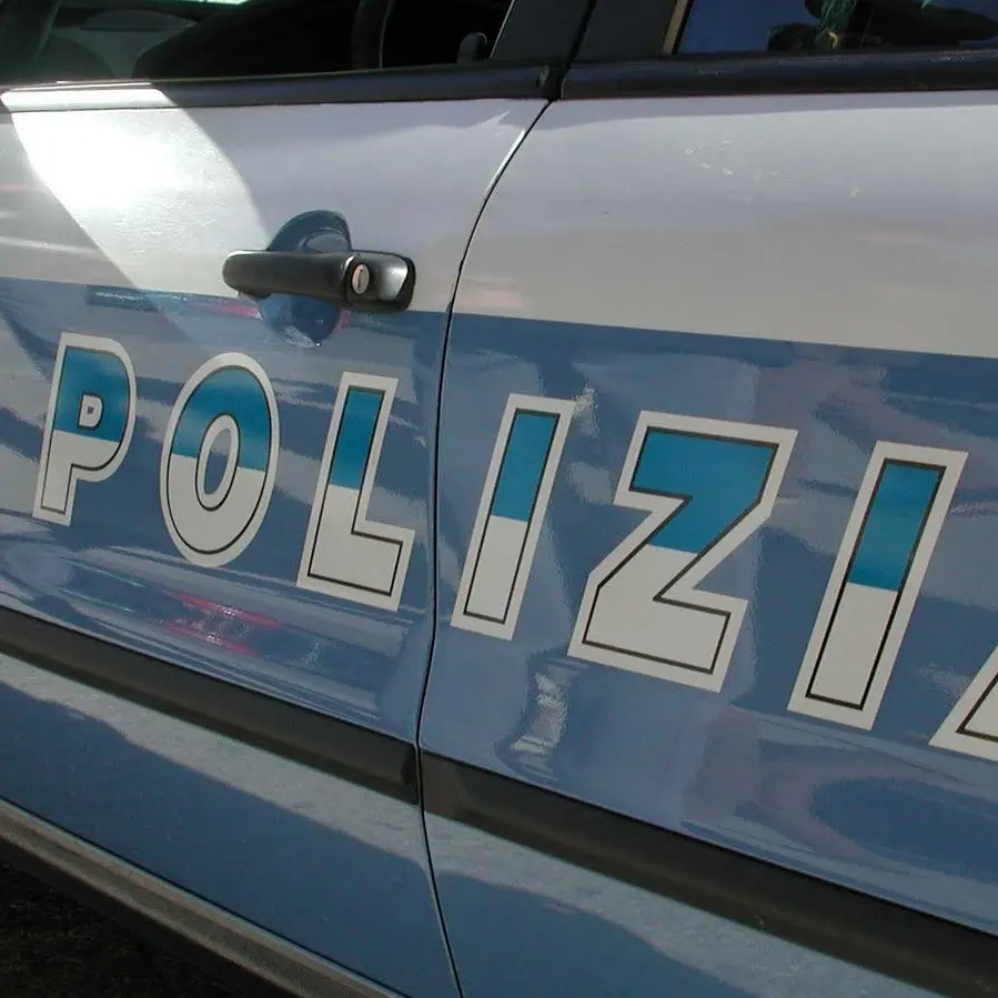 Cosenza, 27enne violentata nel centro storico: le indagini