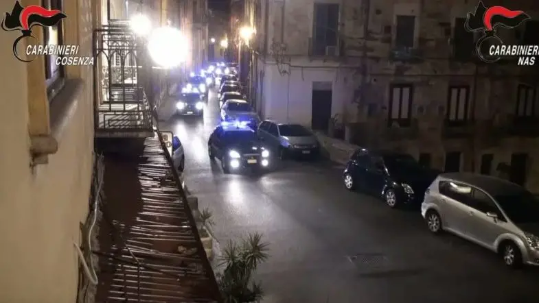 Farmaci abusivi, il ruolo del medico di base di Cosenza: le accuse