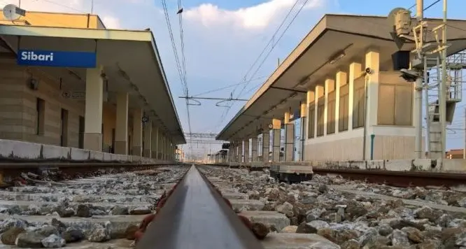 Sibari-Catanzaro Lido, avanza il potenziamento della linea ferroviaria Jonica