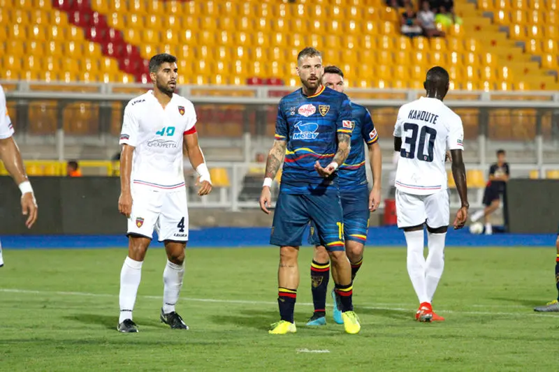 LECCE CAMPIONATO 2019-2020 LA MANTIA AZIONE D'ANGOLO MICHEL CAPUTO/SILPRESS