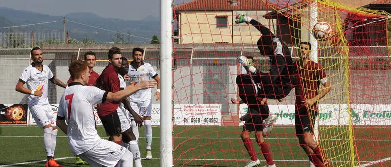 Morrone, è il piglio giusto. A Sambiase gioca bene e sfiora il blitz (1-1)
