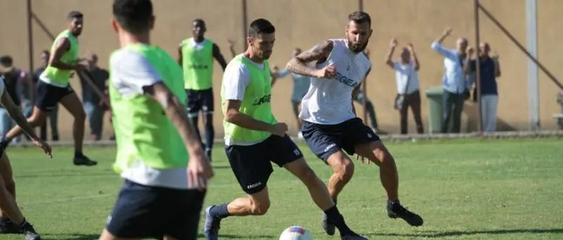 Cosenza, avanti tutta verso il 4-3-3. Col Pescara attacco leggero