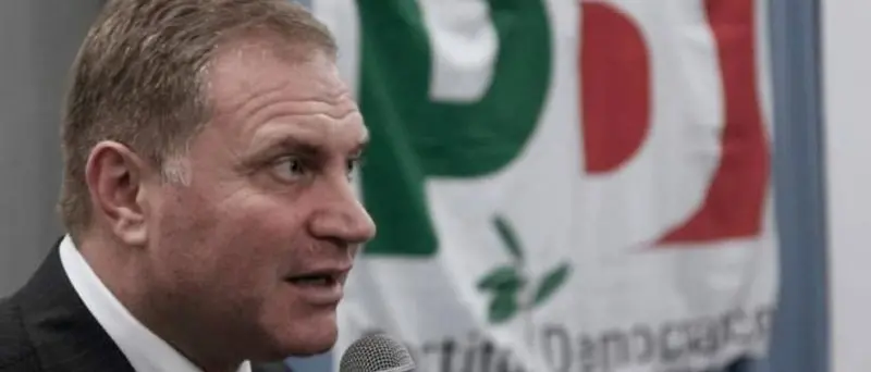 «Il Pd vuole cambiare la Calabria». Ma governa dal 2014 la Regione...