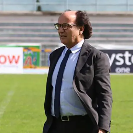 Cessione Cosenza Calcio, cresce la pressione su Guarascio. C’è una cordata? | I NOMI\n