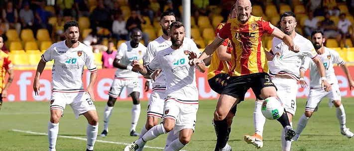 Il Benevento vola in vetta. Bene l'Ascoli, Salernitana blitz. Il punto sulla B