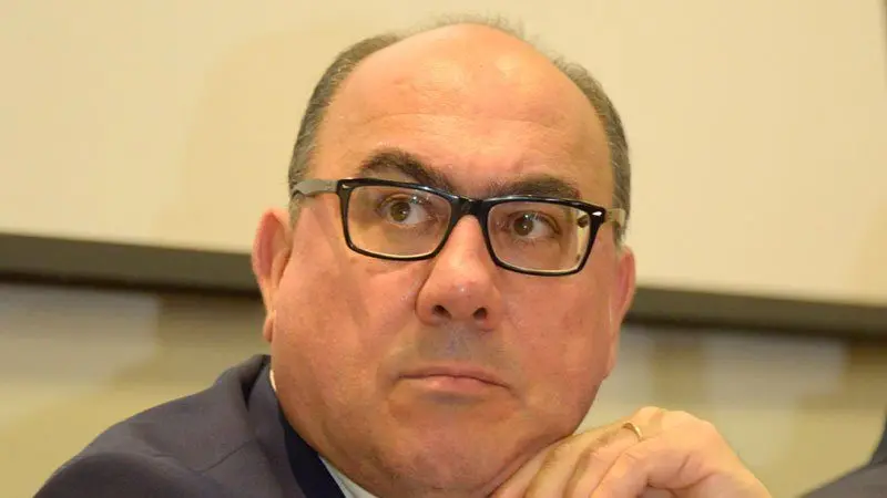 Guccione sulla sanità cosentina: «Asp di Cosenza rischia il crack finanziario»