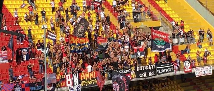 Cosenza a mani vuote: al 92' Armenteros punisce i Lupi. Terza sconfitta di fila