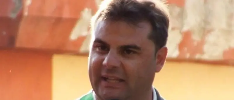 Italia Viva, il sindaco di Mendicino sceglie Matteo Renzi